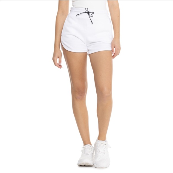 Rossignol Women’s XL Rossi Shorts White NWT Lightweight Cotton Fabric - Picture 1 of 2